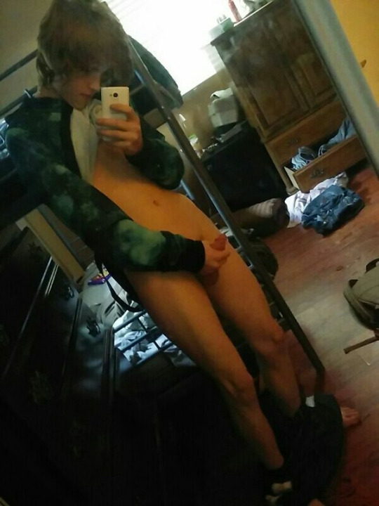 Zachary_young penis pics